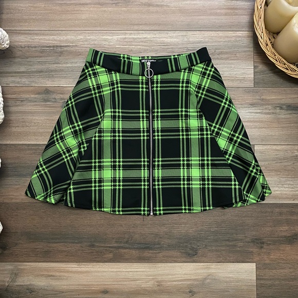 Hot topic skirt - Picture 4 of 13